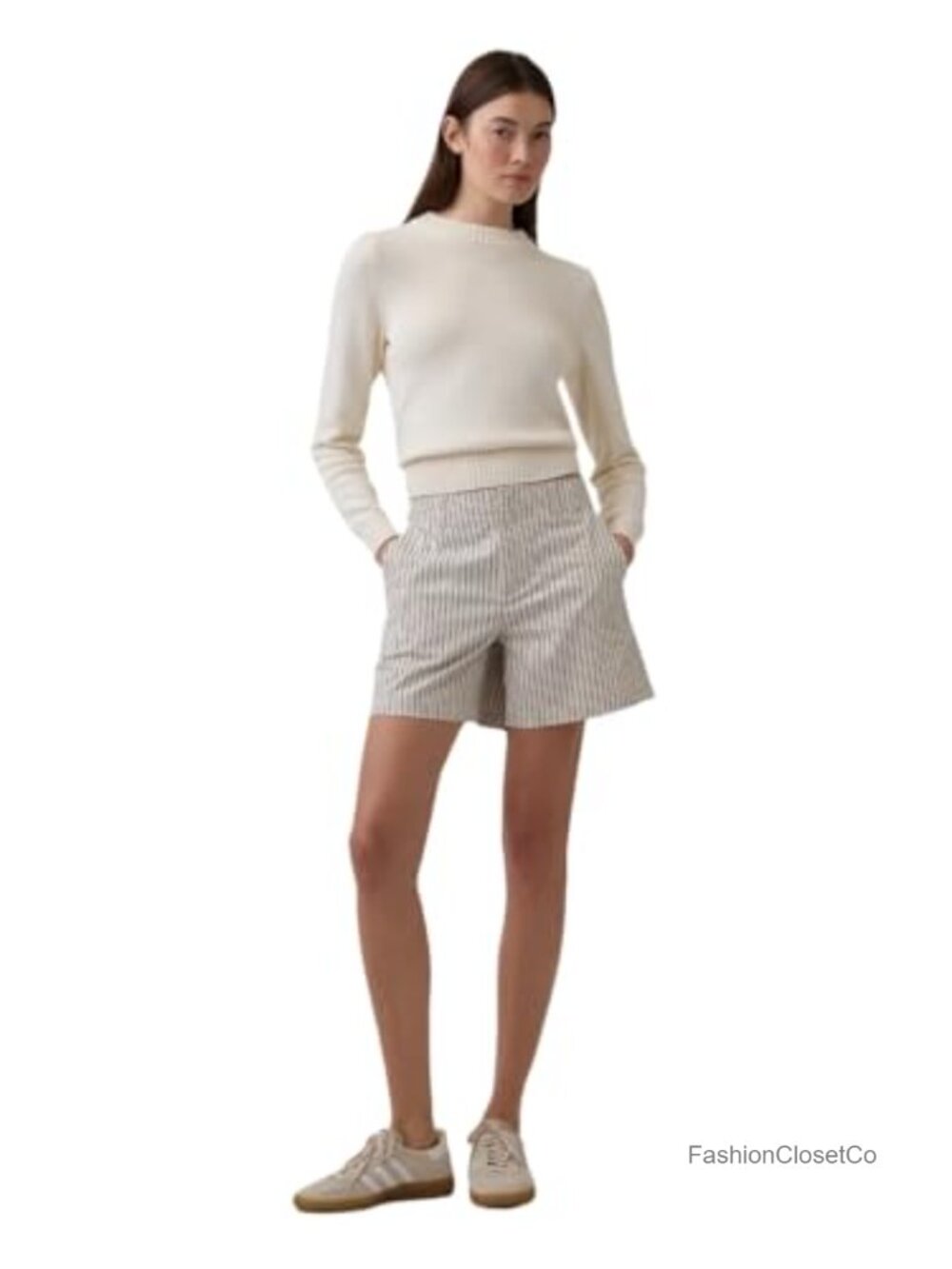 Gap Women's Mid Rise Chino Shorts Cotton Spandex Straight Fit